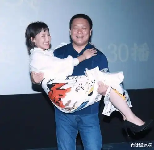 19岁与导演私奔,在6平米地下室生3胎,今丈夫用7部剧将她捧红