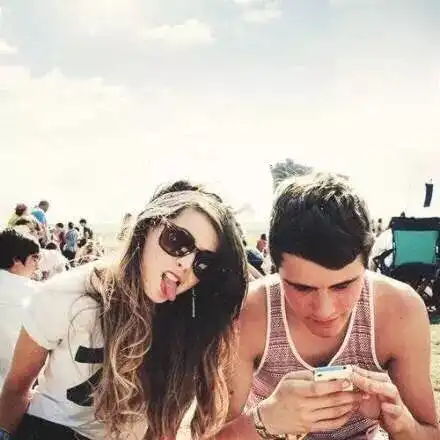 霸气侧漏女头像同学聚会