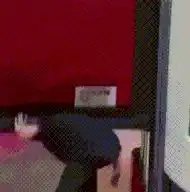 搞笑gif趣图有这样的闺蜜真好
