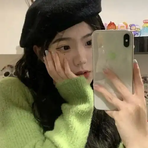 头像自信一点我们不会比今天更年轻了