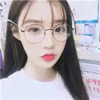 文艺还是可爱时尚圆框眼镜女生头像