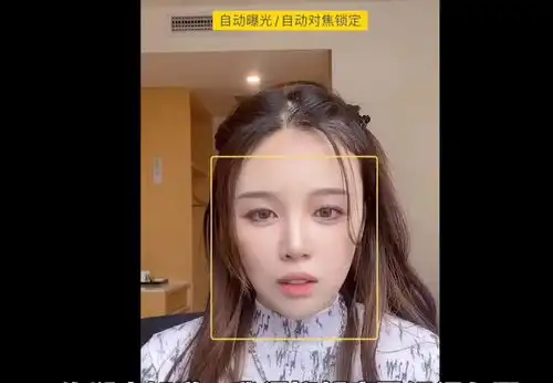 美女网红患上抑郁症,被网友怂恿直播喝农药离世,骨灰还被调包配阴婚