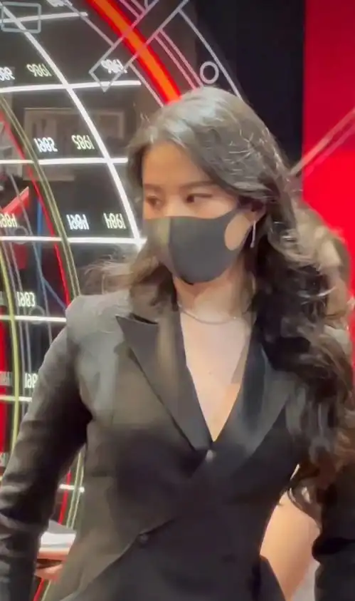 女生头像照片真人露脸动