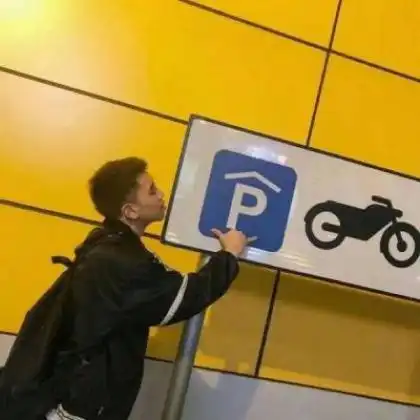 潮流最酷情侣头像,喜欢你到满身伤痕也不放弃