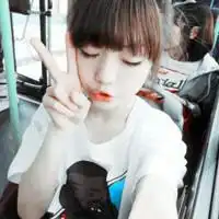 超可爱女生头像真人嘟嘴