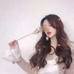 女生头像手捧花辣妈