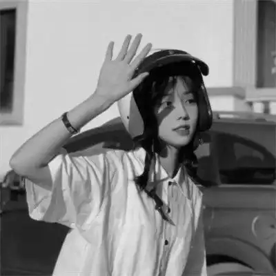 黑白头像女唯美高清图片