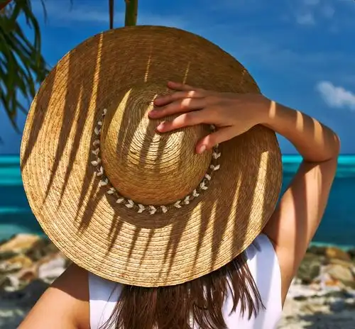 整装待发假期出去玩,护理头发头皮也需要装备齐全