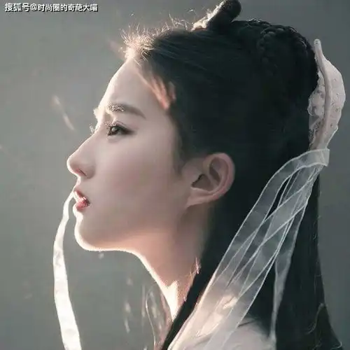 刘亦菲一改仙女气质,新造型大片霸气侧漏,气场飙升让人好惊艳