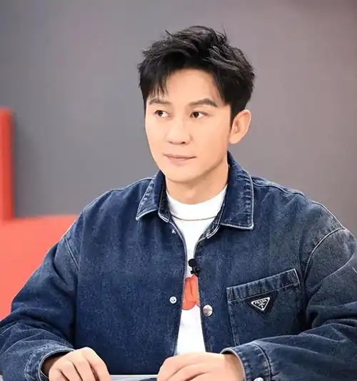 亿万身家李晨6任女友各个美若天仙,坐拥北京9亿四合院