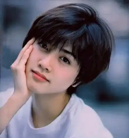 日本女星内田有纪旧图太美艳了雪肤娇嫩性感撩人