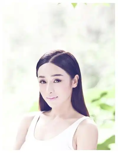 学生女头像摩羯座