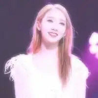 碎花头像女孟美岐