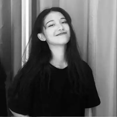 黑白伤感超拽女生头像56