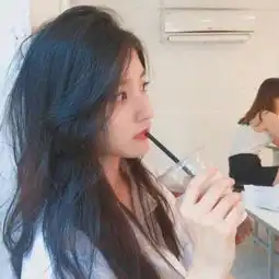 最新非主流小清新女生贴吧头像因为无能为力所以顺其自然