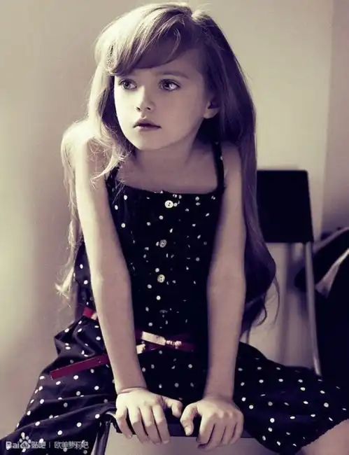 13岁头像女生一个人多张