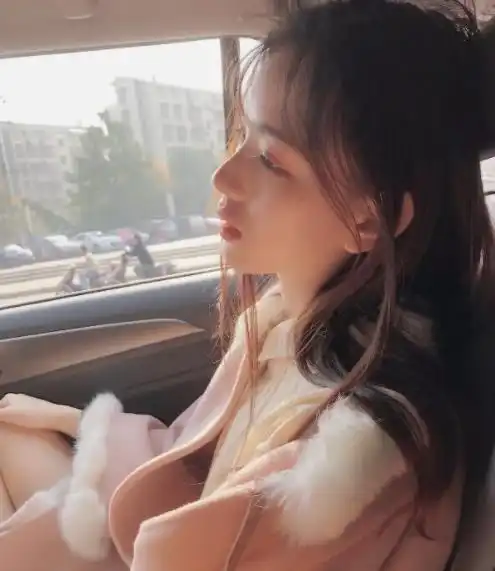 难怪王思聪都臣服了孙一宁旧照曝光,可媲美半藏森林