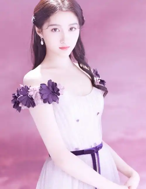 碎花头像女关晓彤